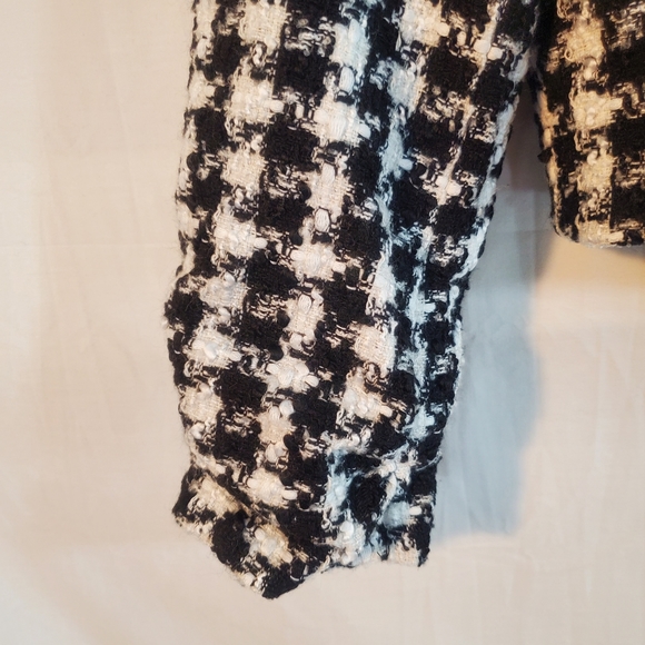 ZARA Women's Medium Checkered Tweed Cropped Blazer - Picture 3 of 6